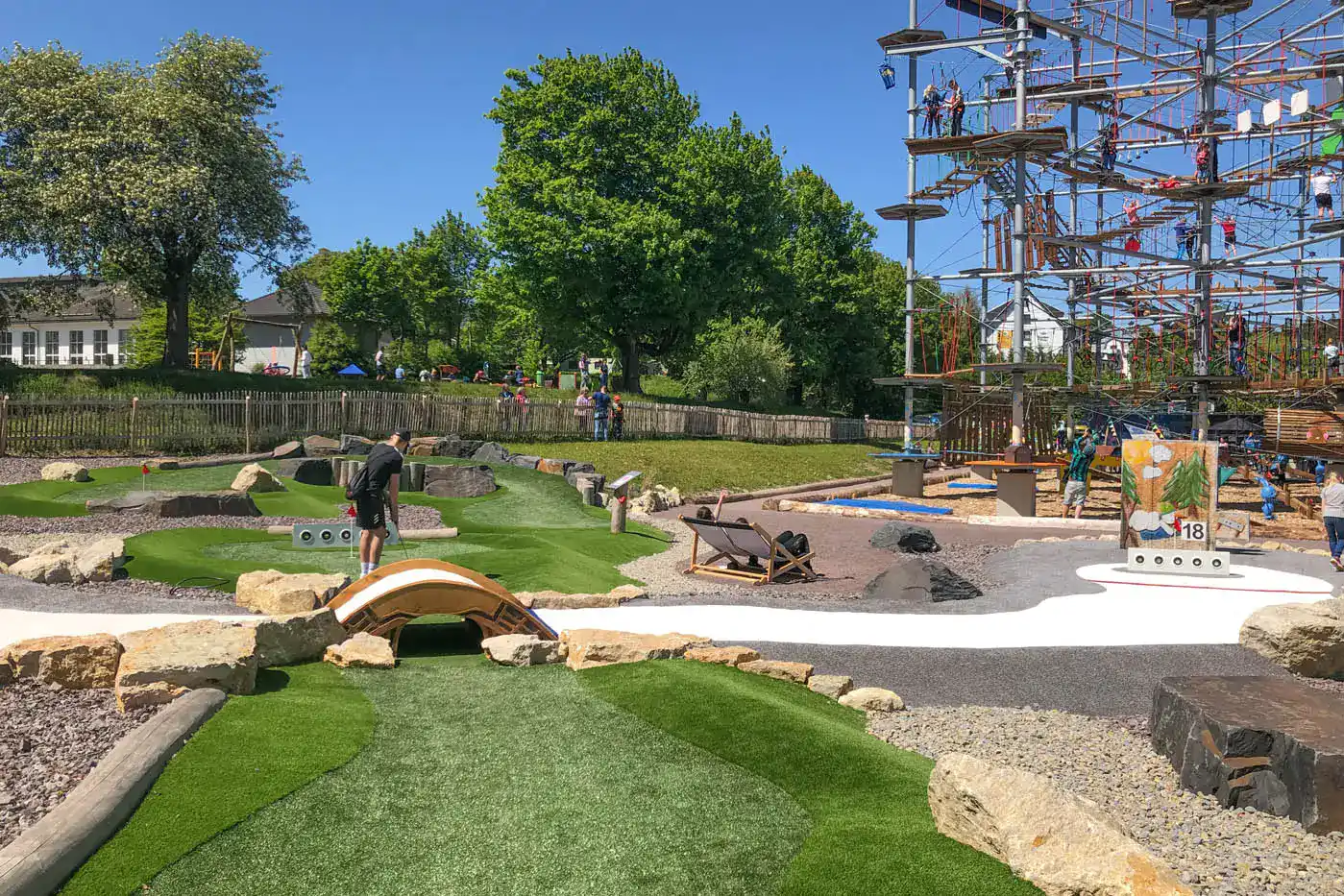 Golfkletterpark Oberhof. Tipp für Gruppenreisen im Thüringer Wald